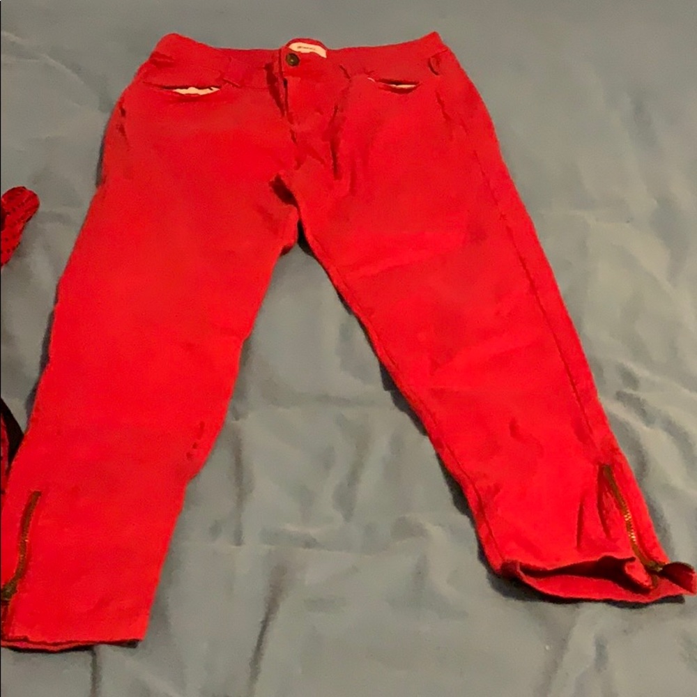 Red jeggings